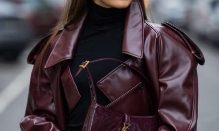 Warna Burgundy: Pilihan Tepat Untuk Semua Jenis Kulit