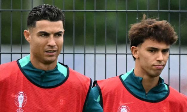 Ronaldo Rasakan Tekanan Berat Di Arab Saudi, Ungkap Joao Felix