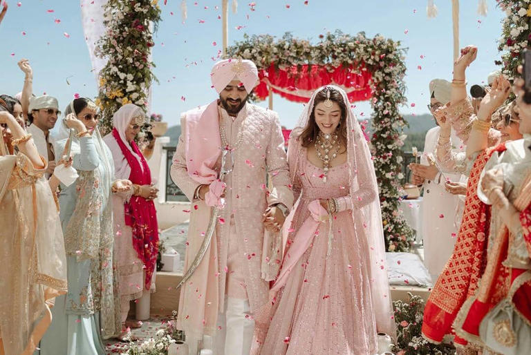 Pernikahan Syahdu Mehreen Pirzada Di Himachal Pradesh