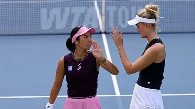 Aldila Sutjiadi & Erin Routliffe Singkirkan Juara Wimbledon 2026