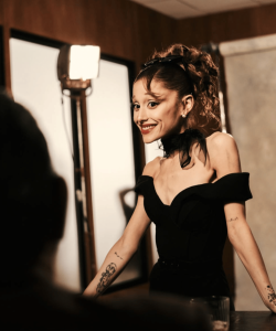 Ariana Grande Umumkan Hiatus, Penampilan Terbaru Bikin Heboh