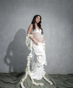 Nuansa Putih Elegan, Maternity Shoot Adinda Thomas