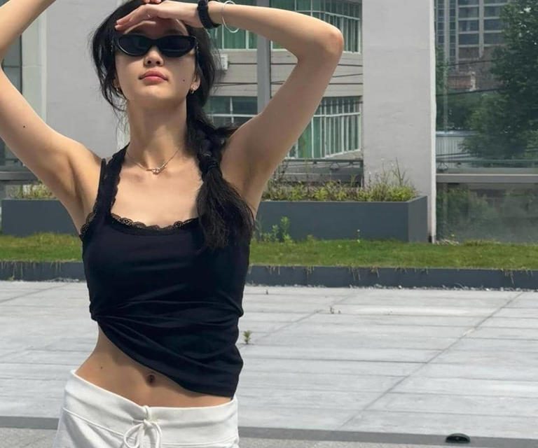 Wajib Di Tiru! Gaya OOTD Sun Qian Yang Elegan Dan Kekinian